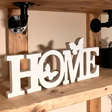 Kleine Auszeit -- Inklusive Parkplatz & Wifi, Geschirrspueler, Waschmaschine & Terrasse Mit Strandkorb -- Perfekt Fuer Urlaub & Business * Scharbeutz