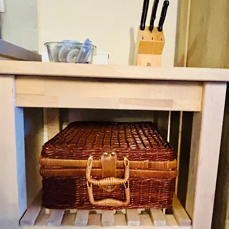 Apartman Kleine Auszeit -- Inklusive Parkplatz & Wifi, Geschirrspueler, Waschmaschine & Terrasse Mit Strandkorb -- Perfekt Fuer Urlaub & Business Scharbeutz